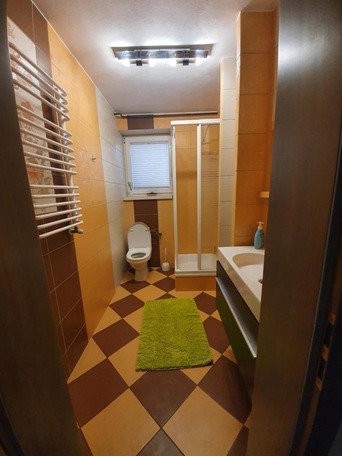 Dom Nad Jeziorem Roznowskim Tegoborze Exteriör bild